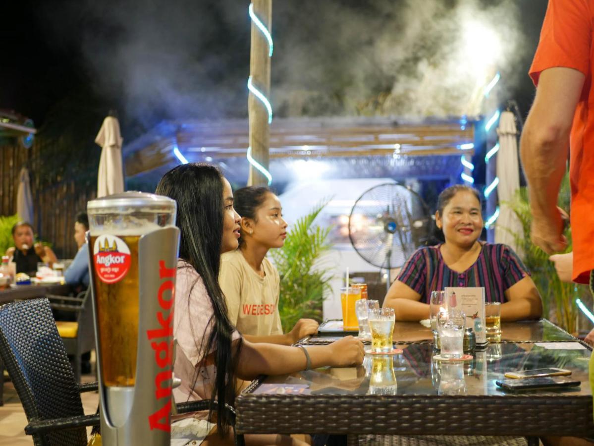 Отель Sunset Lounge Сиануквиль Экстерьер фото